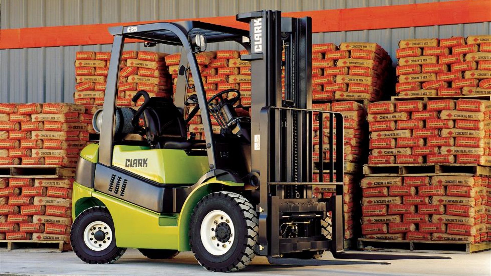 Forklift Rental vs. Buying Which Is Right for You 