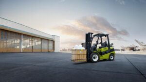 Top 10 Questions to Ask Before Renting a Forklift