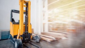 What are the Advantages of Material Handling Equipment Rental